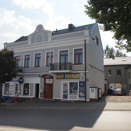 Apartamenty Ostrowiec - Pokoje Goscinne Centrum Ostrowiec Świętokrzyski Exterior foto