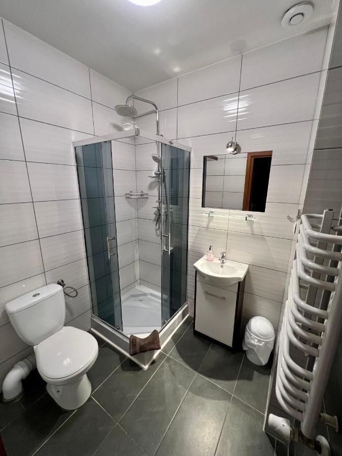 Apartamenty Ostrowiec - Pokoje Goscinne Centrum Ostrowiec Świętokrzyski Exterior foto